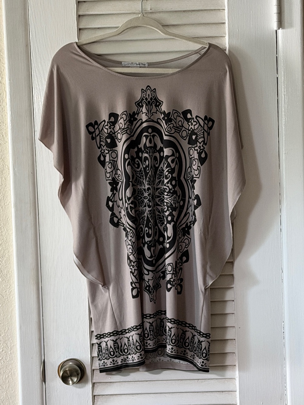 Truly Dear Boho Mandala Print Dolman Sleeve Tunic Top